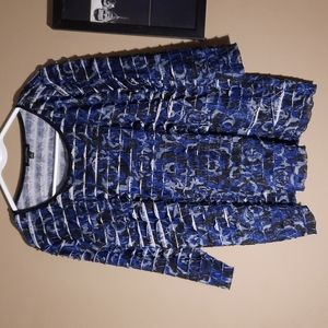 Notations 3/4 Sleeve Scoop Neck Top - Size Medium - Colors: Blue/Black/Silver